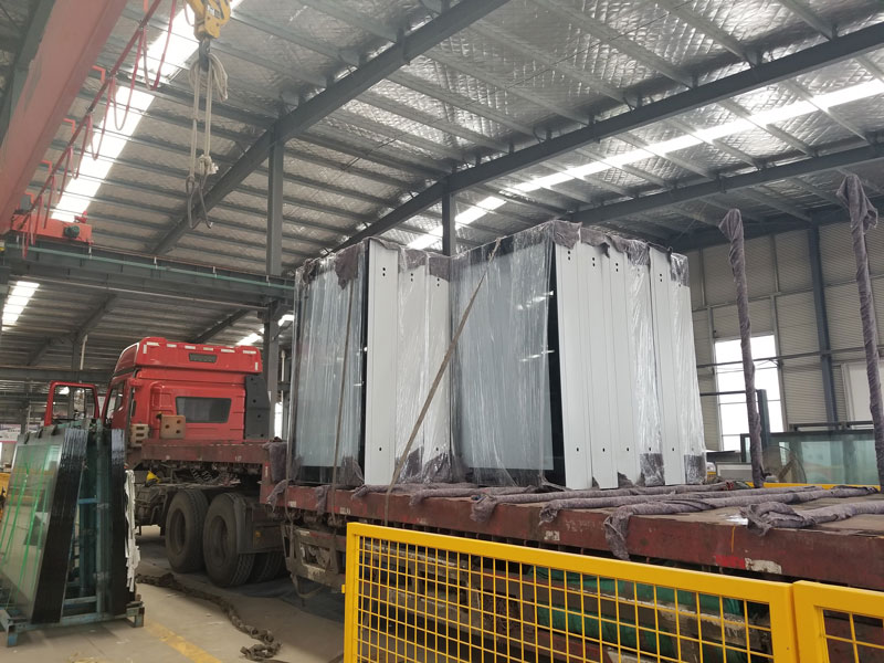 第二批遼寧現(xiàn)代公交候車(chē)亭發(fā)貨記錄