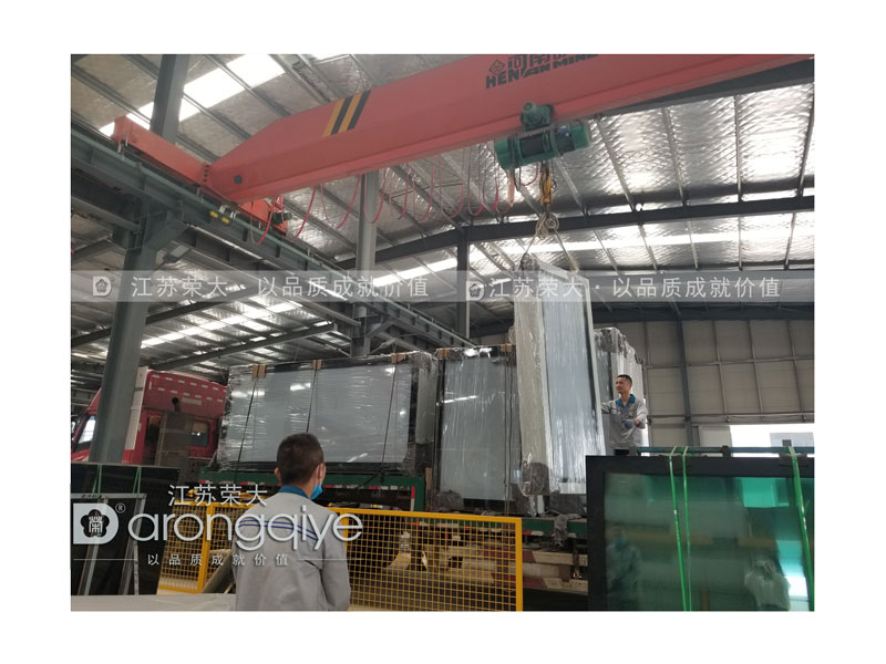 遼寧現(xiàn)代候車(chē)亭發(fā)貨圖